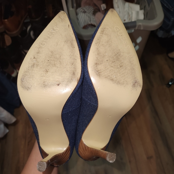 Guess Denim Classic Pump Heels Woman's size 7 - Picture 5 of 6